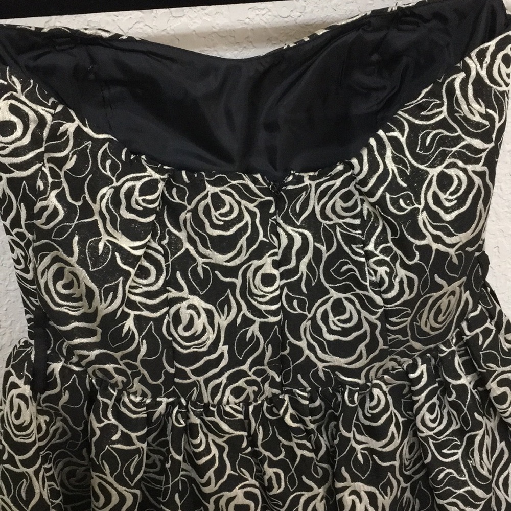 Black and gold rose glitter ✨ strapless dress - Picture 11 of 15